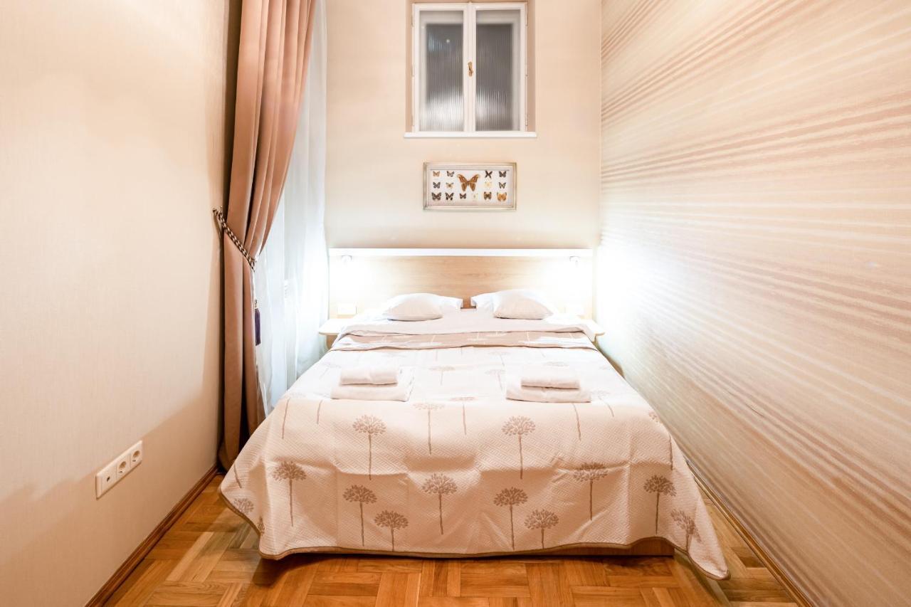 3 Bedrooms Royal Italian Style In An Austrian Building, Parking, Balcony Lvov Exteriér fotografie